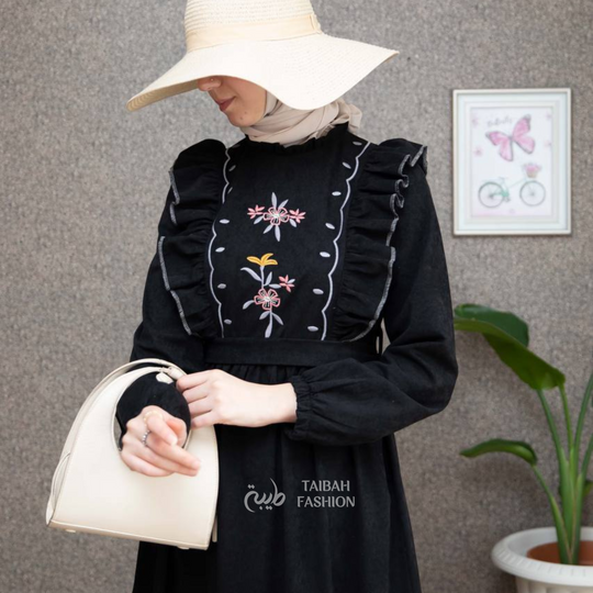 Embroidered Flower Abaya